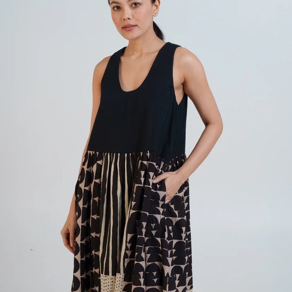 Erica Dress Patterned Maxi Dress - Picture 6 of 7